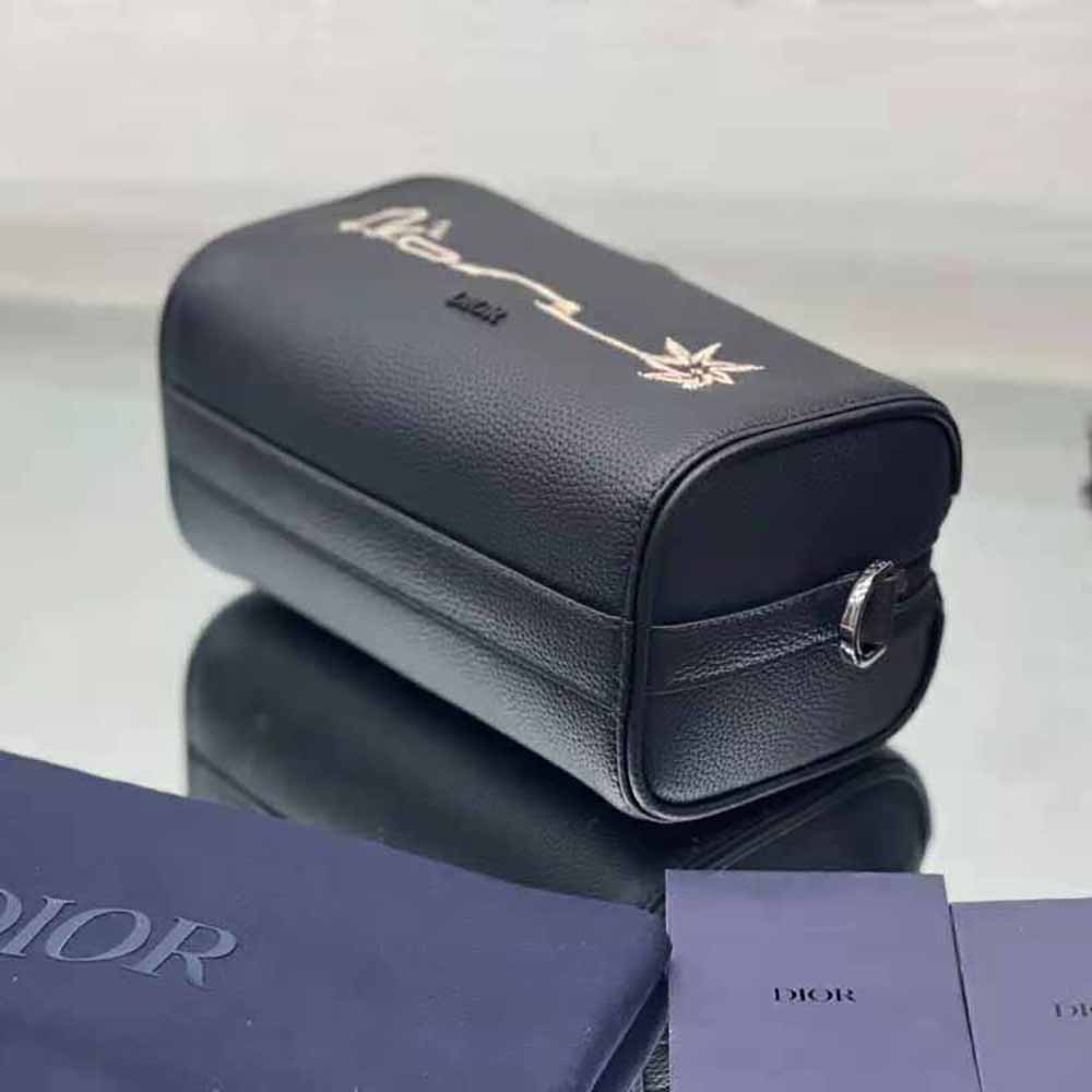 Dior Men Lingot 22 Cactus Jack Dior Bag Black Grained Calfskin with Embroidered Signature - image 5