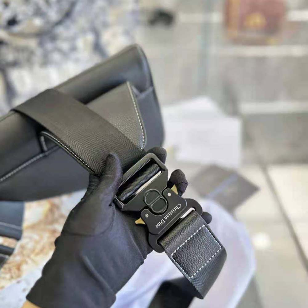 Dior Men Maxi Saddle Bag Black Grained Calfskin - image 9