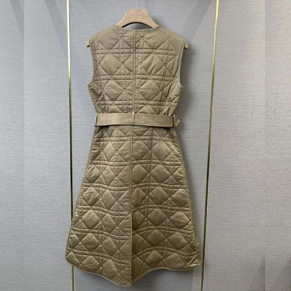Side angle showing tailored silhouette of Dior Women trench coat