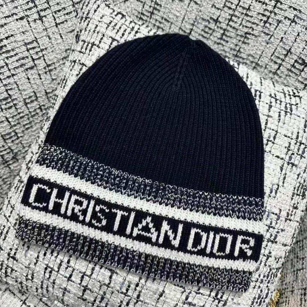 Side angle showing texture of Dior Women D-White Beanie blue wool blend