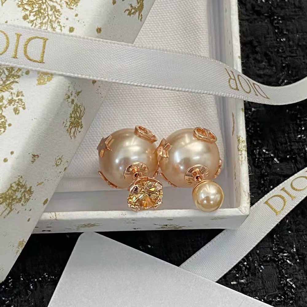 Side angle showing double-sided design of Dior Women Dior Tribales Earrings