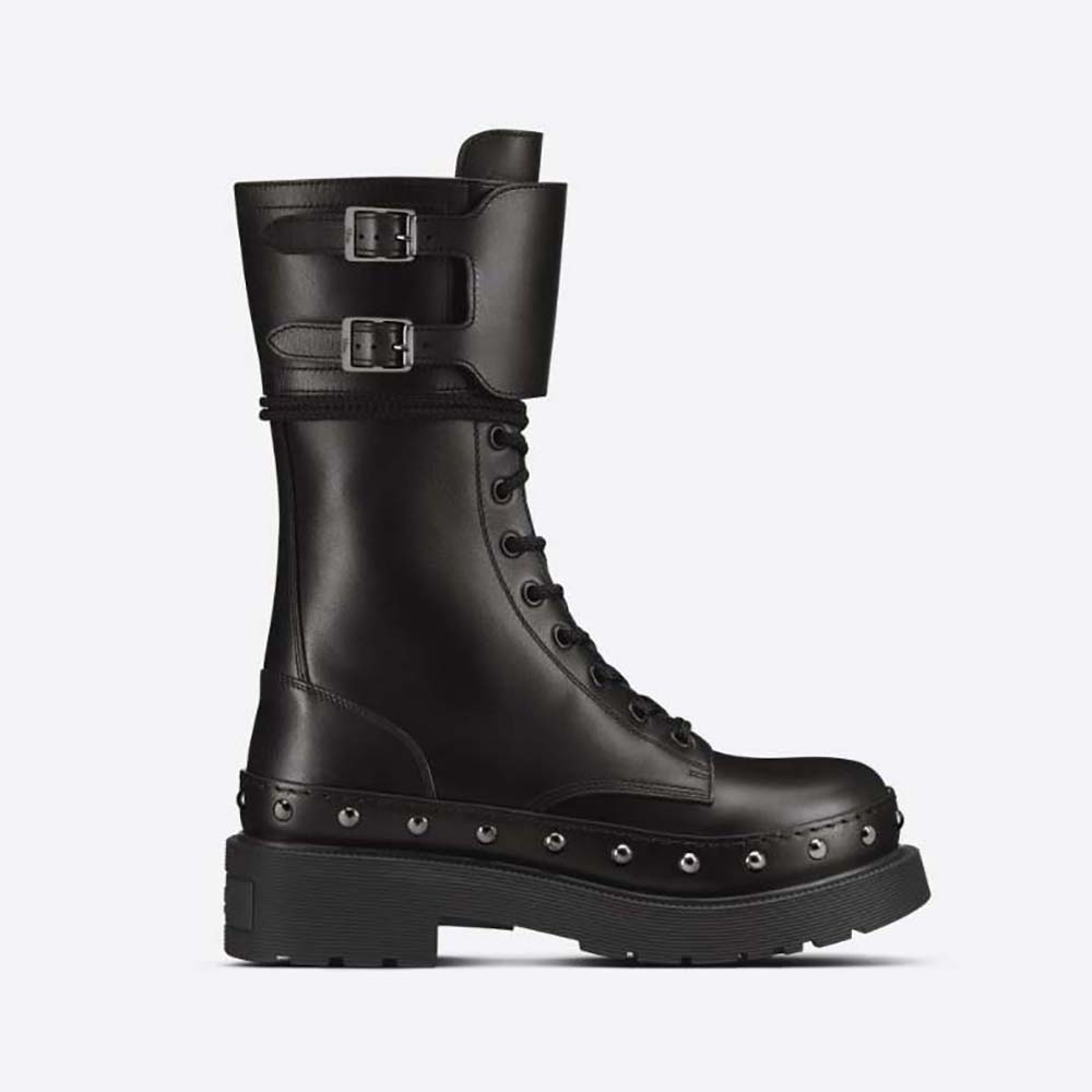 Side profile of Dior Women Diorquake Ankle Boot Black Calfskin