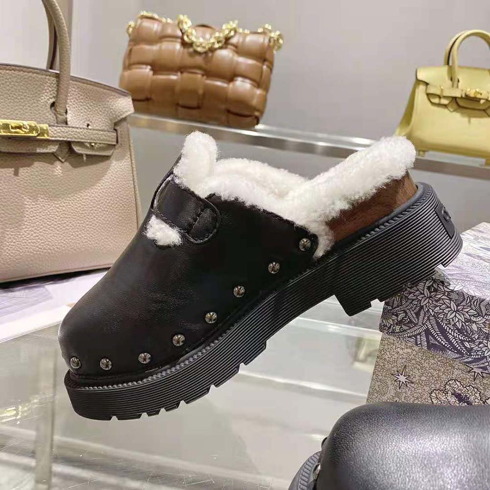 Dior Women Diorquake Clog Black Calfskin and White Shearling - image 7