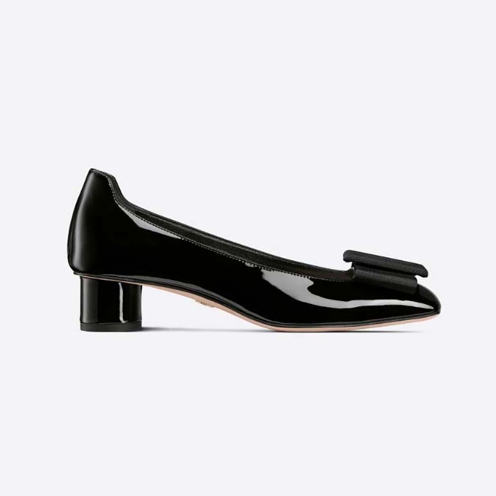 Side view of Dior Women Idylle Ballet Pump Black Patent Calfskin and Grosgrain