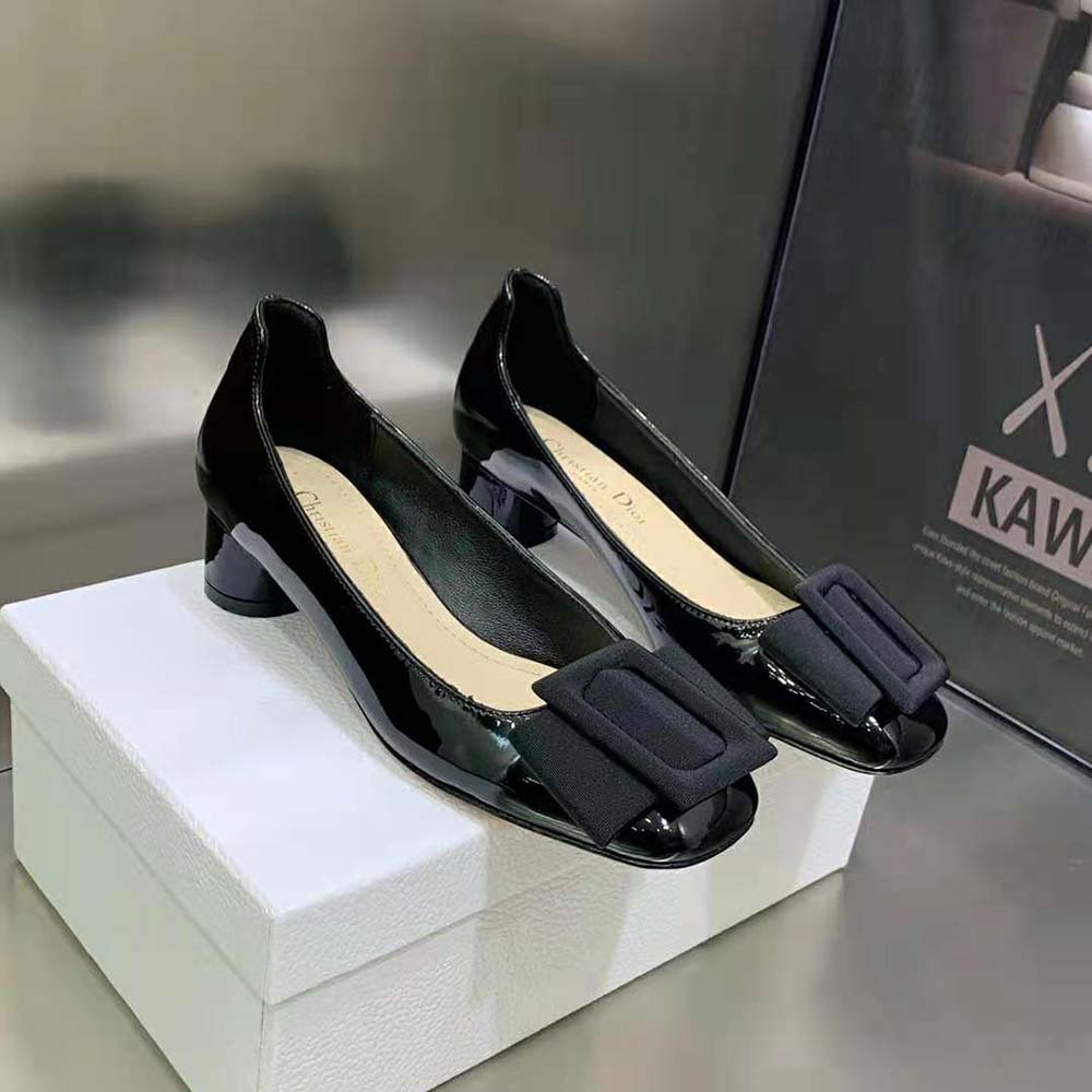 Rear angle showing 35 mm heel of Dior Women Idylle Ballet Pump
