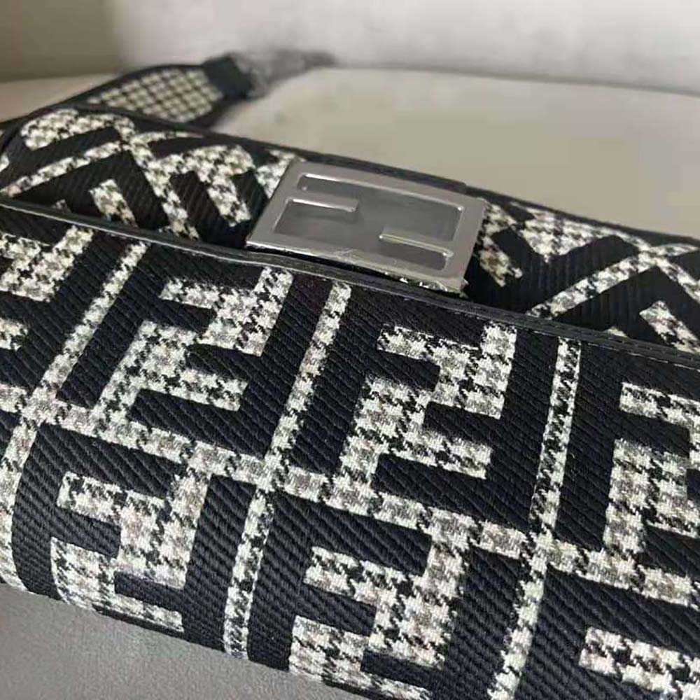 Fendi Women Baguette Gray Houndstooth Wool Bag with FF Embroidery - image 7