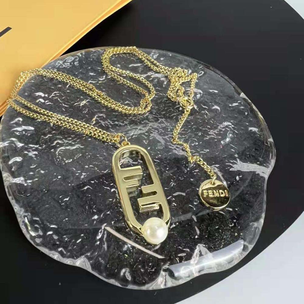 Side angle showing lobster clasp and chain of Fendi Women O’Lock Necklace