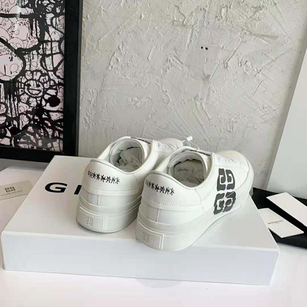 Givenchy Unisex Sneakers City Sport in Leather with Tag Effect 4G Print-Black - image 4