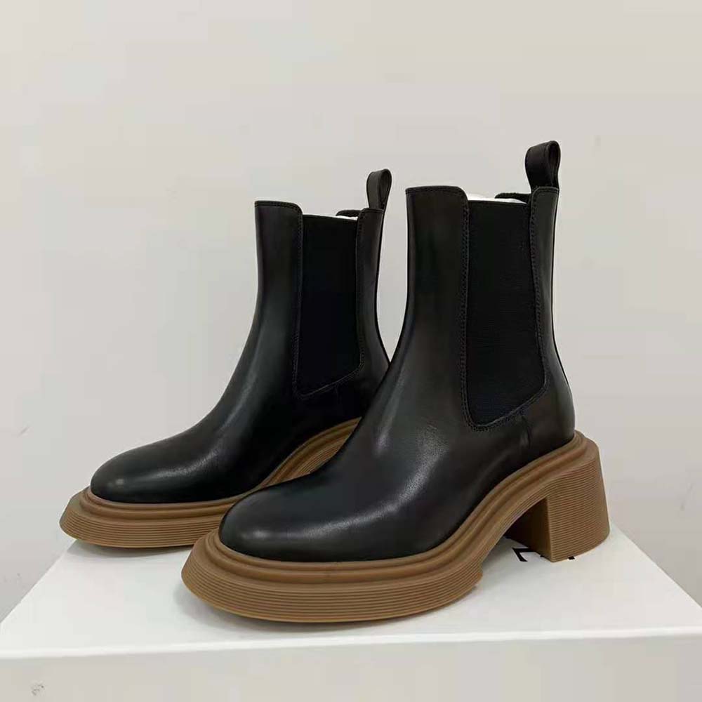 Loewe Women Chelsea Boot in Calfskin-Black - image 4