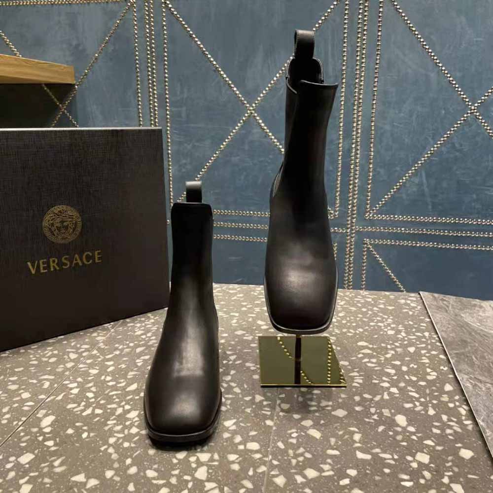 Versace Women Greca Chelsea Boots in Calf leather-Black - image 5