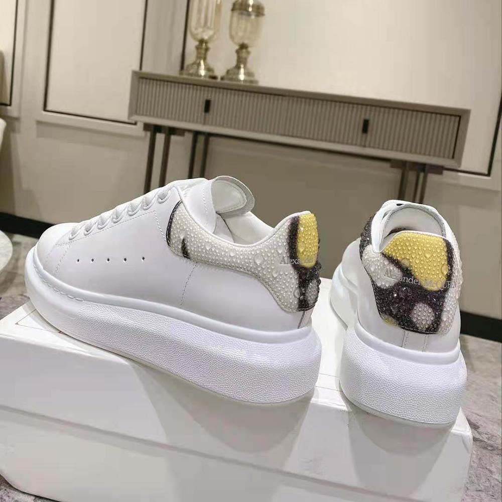 Alexander Mcqueen Women Oversized Sneaker in White/Yellow/Black - image 5
