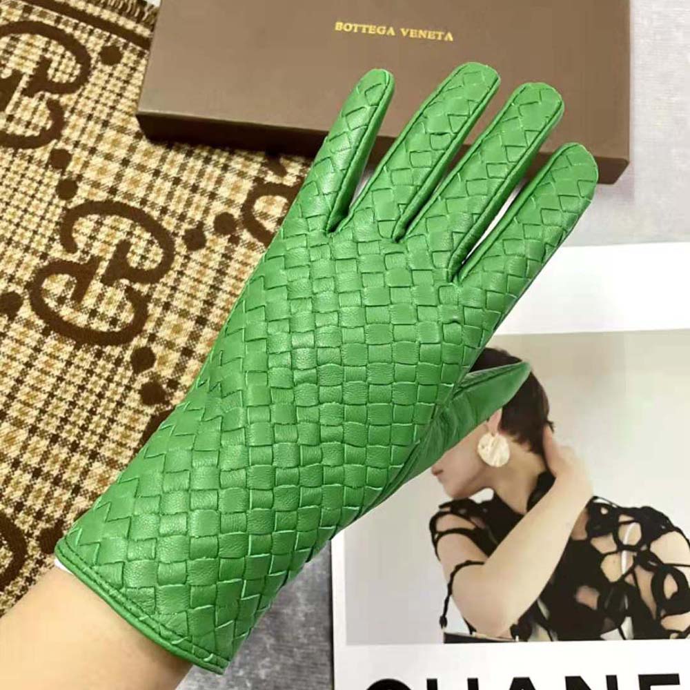 Bottega Veneta Women Intrecciato Leather Gloves-Green - image 8