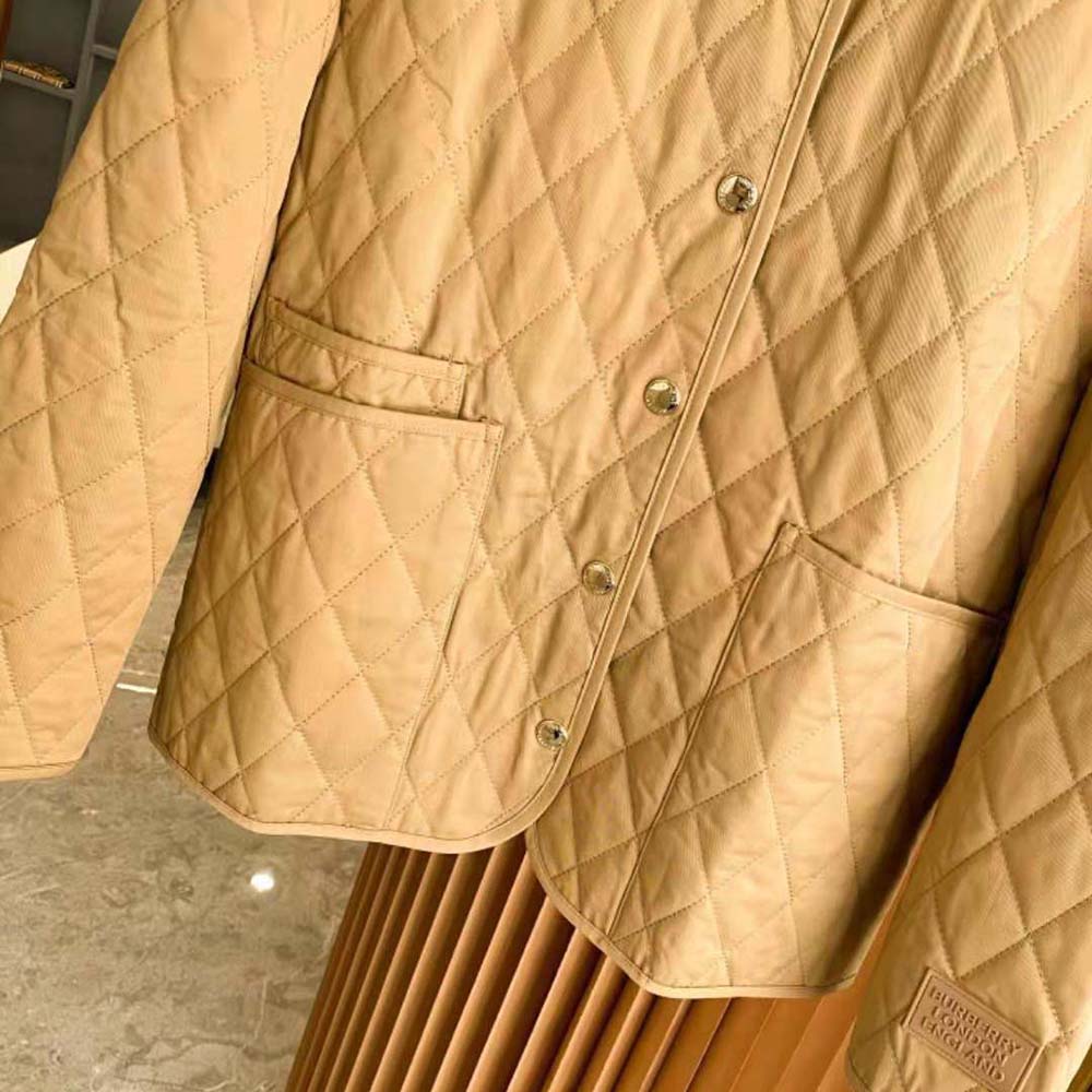 Burberry Women Corduroy Collar Diamond Quilted Jacket - image 10