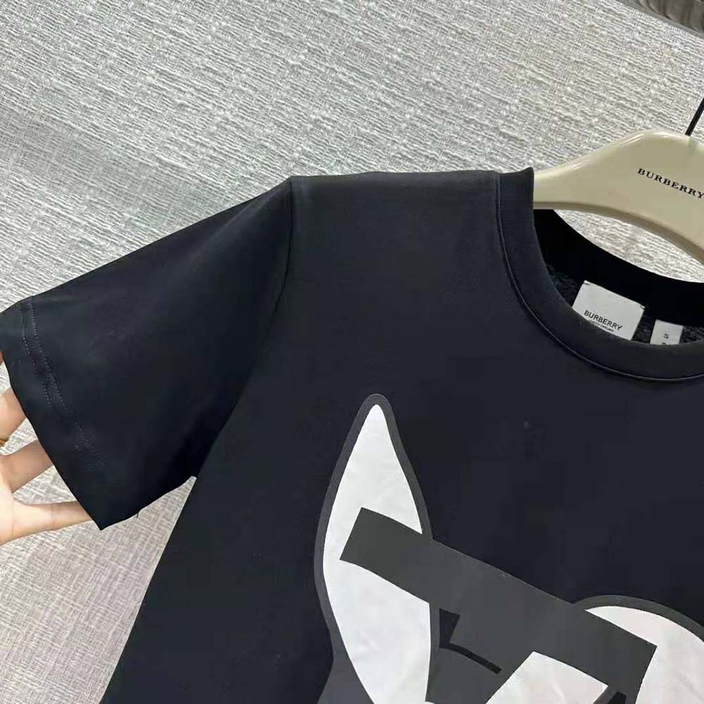 Burberry Men Rabbit Print Cotton T-shirt-Black - image 6