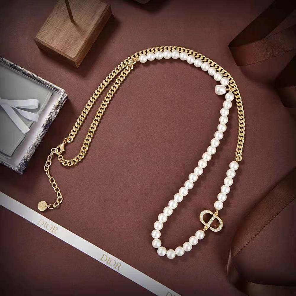 Close-up detail of silver-tone crystals on Dior Women 30 Montaigne Necklace