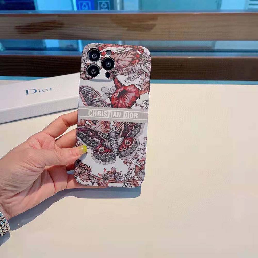Close-up detail of Toile De Jouy pattern on Dior Women Diortravel Cover