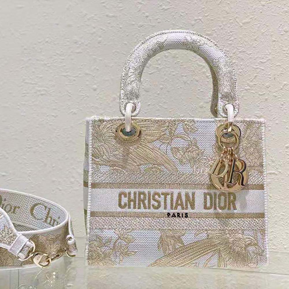 Close-up of gold-tone metallic thread embroidery on Dior Women Medium Lady D-lite Bag