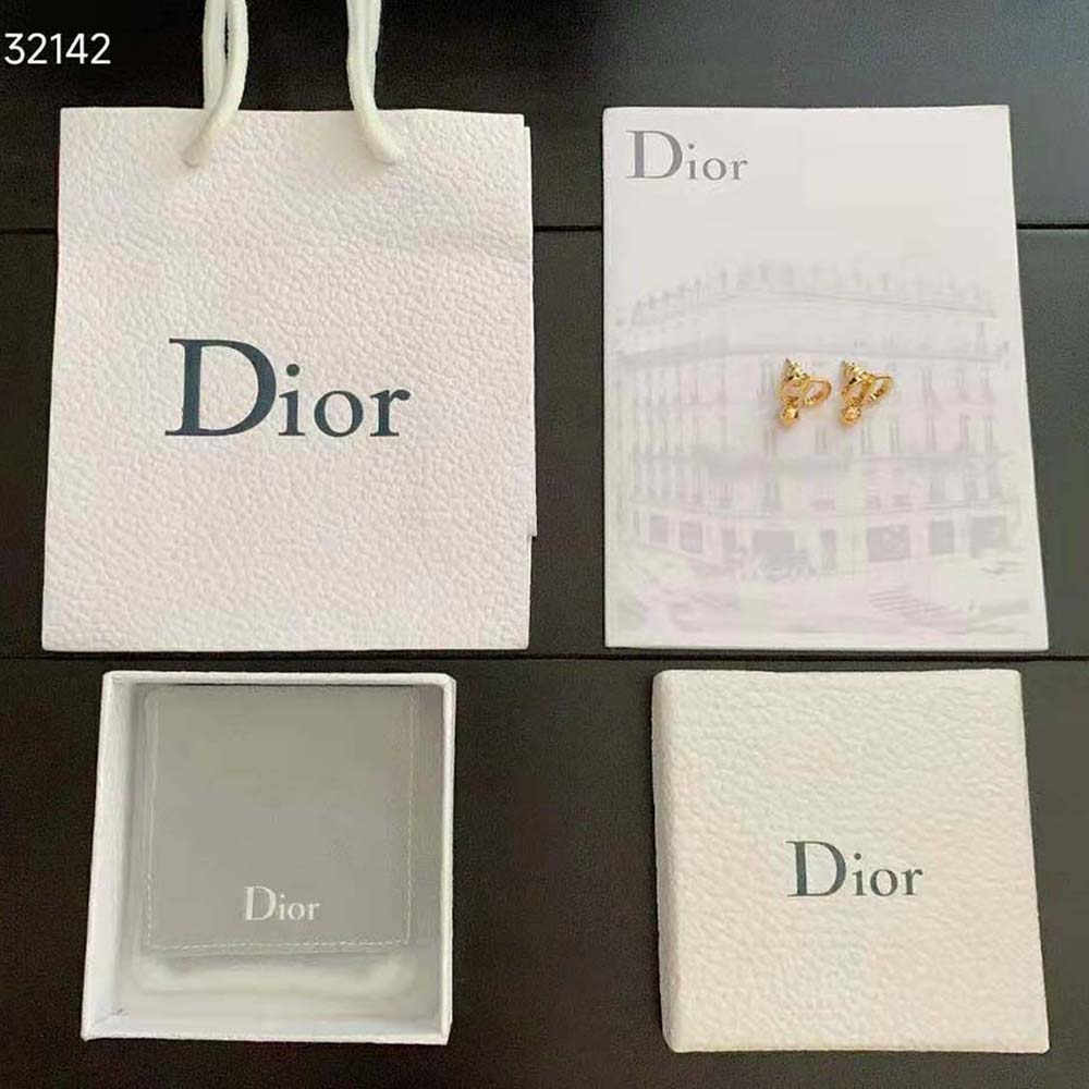 Close-up detail of white crystals on Dior Women Petit CD Earrings