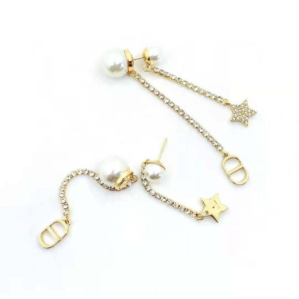 Side profile showcasing double-sided design of Dior Women Tribales Earrings