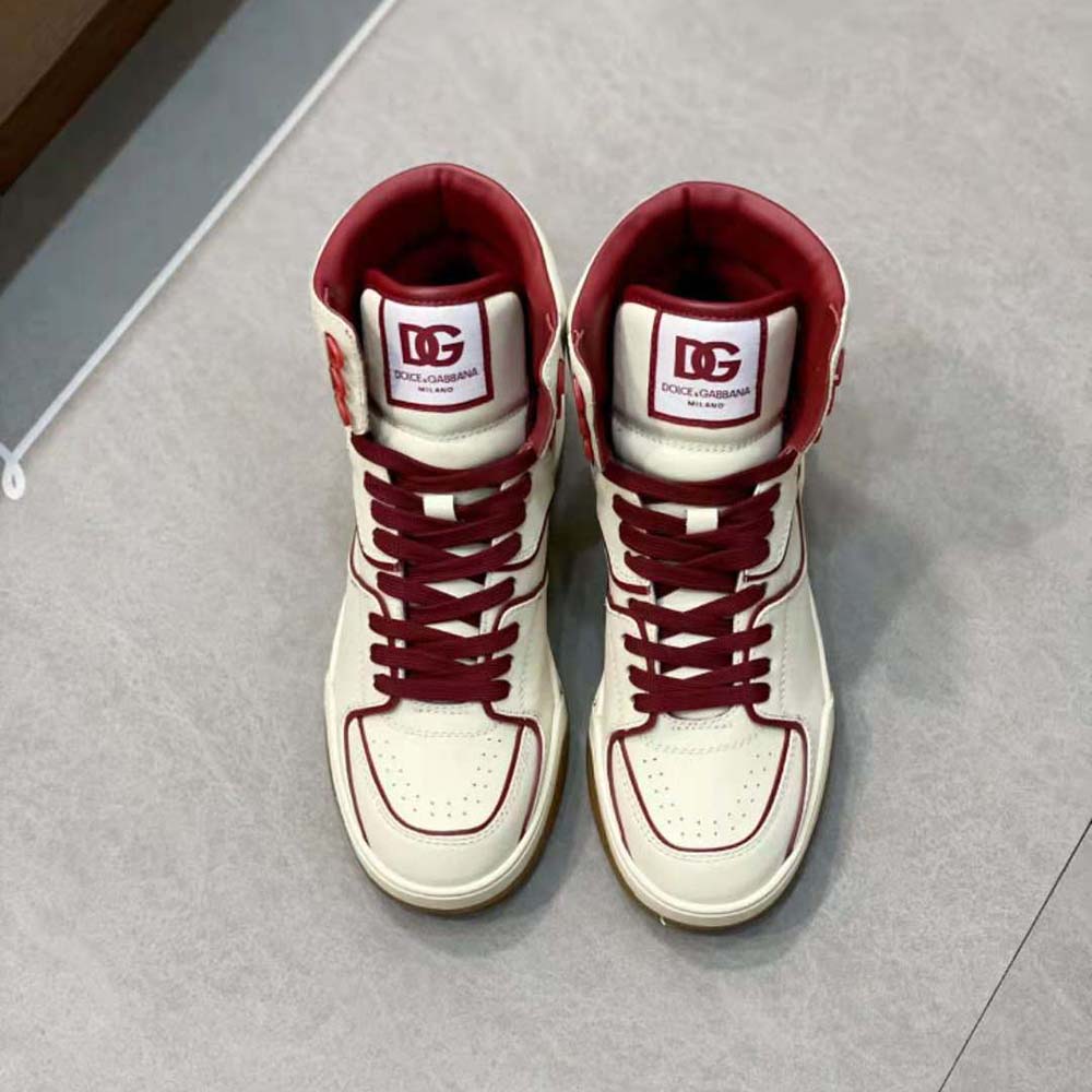 Close-up of beige calfskin nappa leather on Dolce Gabbana D&G New Roma sneakers