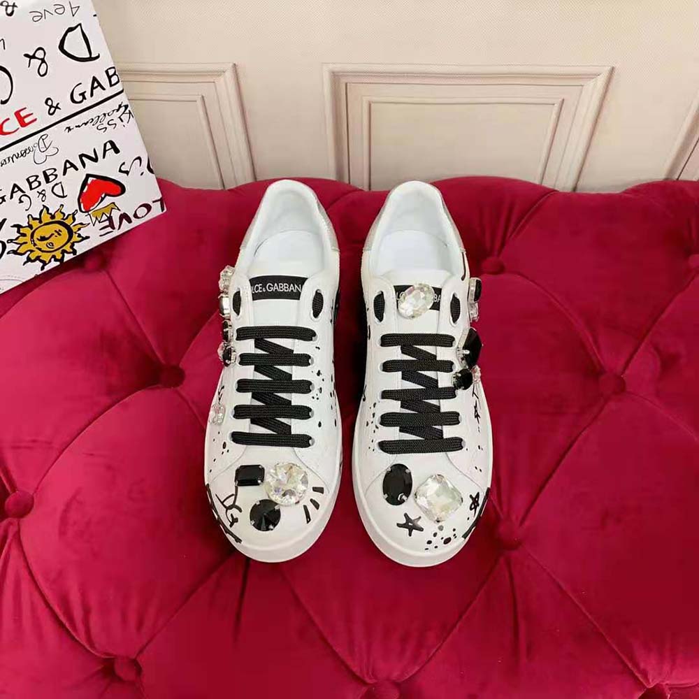 Close-up on embroidery and lettering on Dolce Gabbana D&G Portofino Sneakers
