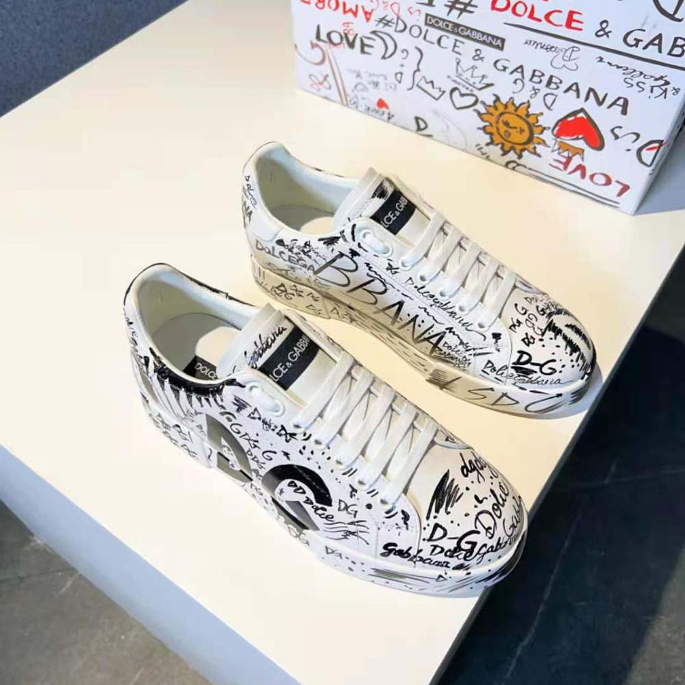 Close-up of black logo print on Dolce Gabbana D&G Unisex Portofino Sneakers