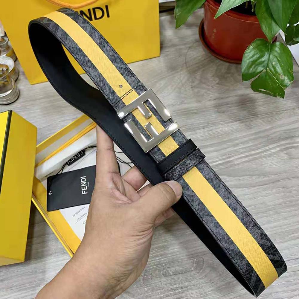 Side angle showing texture of Fendi Men Black Leather Belt in black