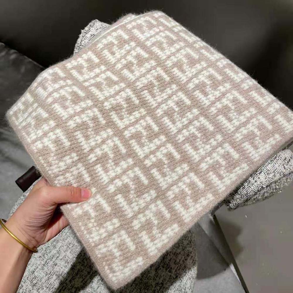 Fendi Women FF Scarf Dove Gray Cashmere Scarf - image 4