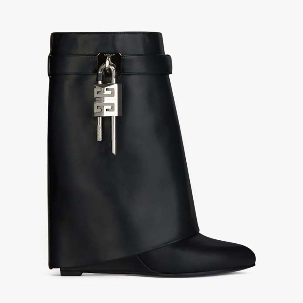 Side view of Givenchy Women Shark Lock Ankle Boots in Leather-Black