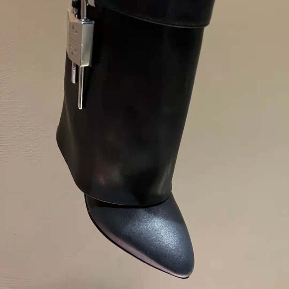 Givenchy Women Shark Lock Ankle Boots in Leather-Black - image 7