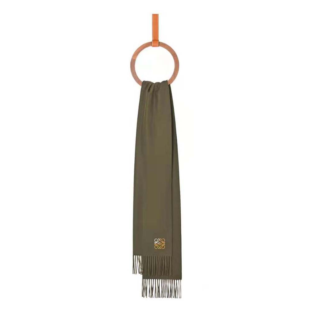 Close-up of Loewe Women Anagram Scarf cashmere fabric and embroidery