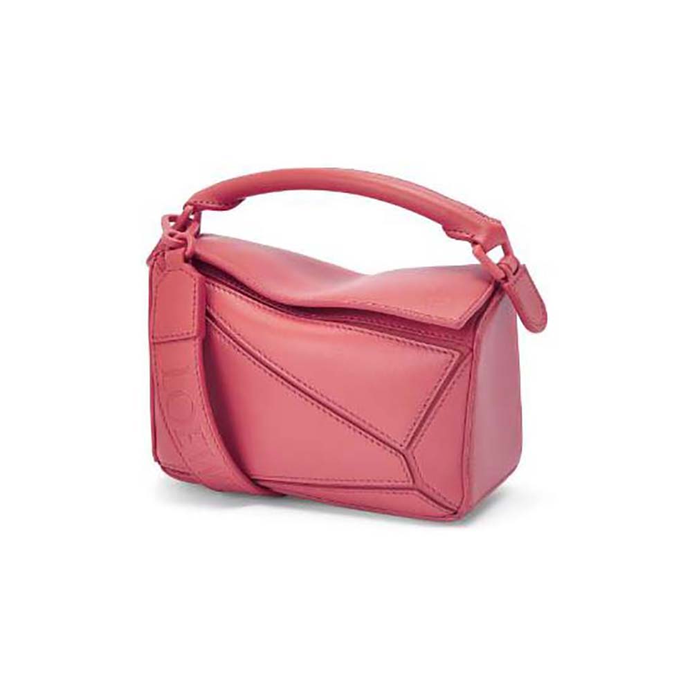 Front view of Loewe Women Mini Puzzle Bag in Satin Calfskin-Pink