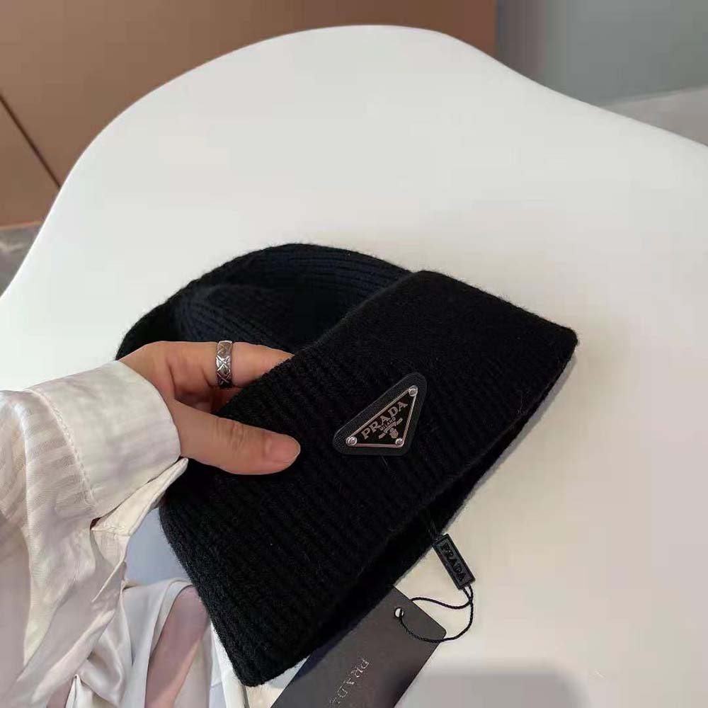 Prada Women Wool and Cashmere Beanie-Black - image 9
