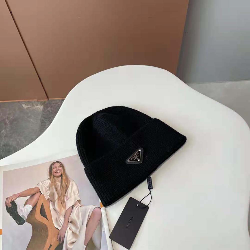 Prada Women Wool and Cashmere Beanie-Black - image 4