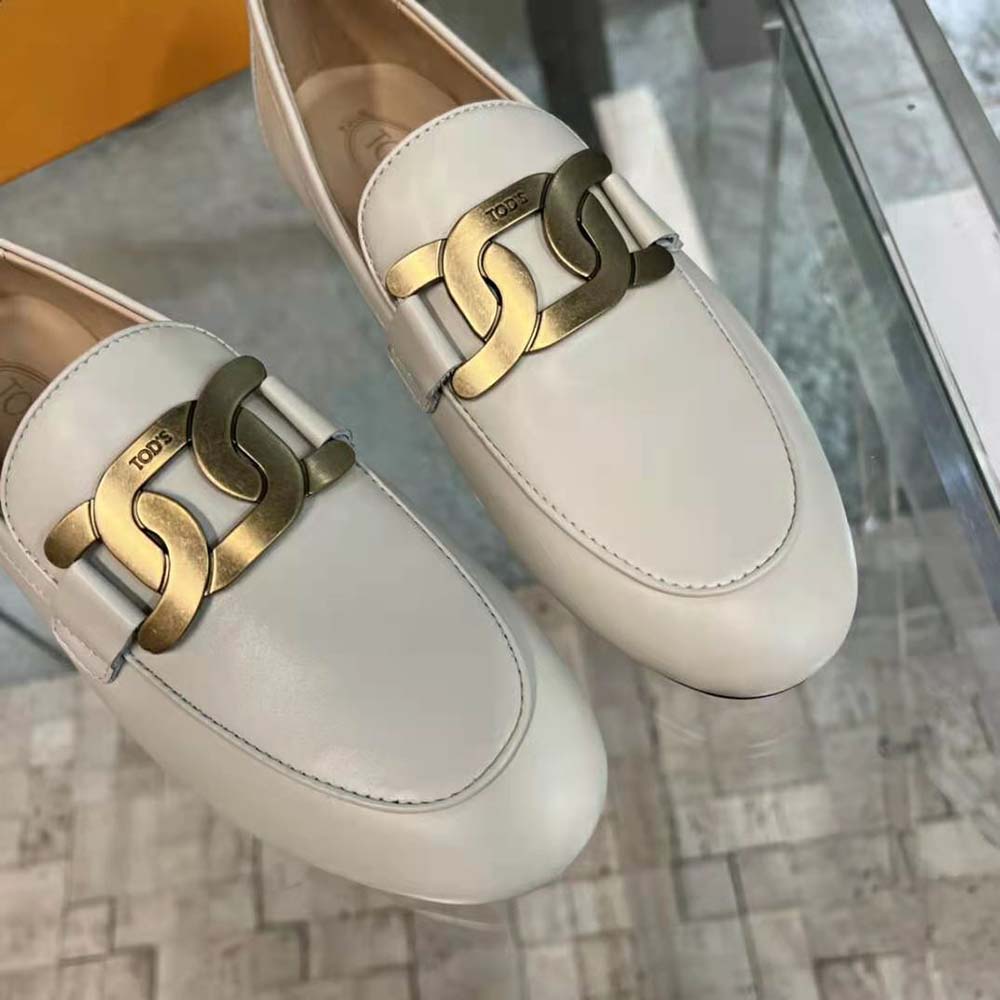 TODS Women Kate Loafers in Leather with A Metal Branded-White - image 8