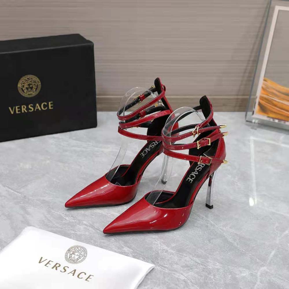 Top view highlighting pointed toe of Versace Women Pin-Point Pumps Maroon