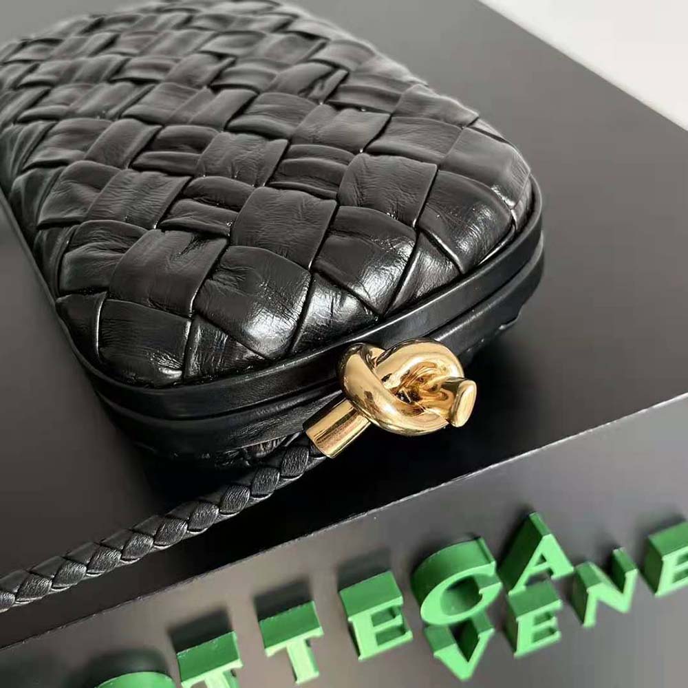Bottega Veneta Women Knot Minaudiere On Strap-Black - image 7