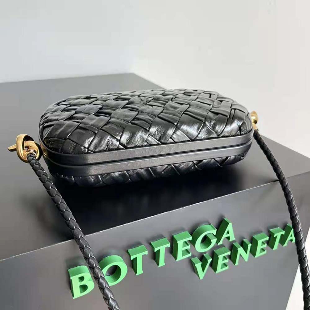 Bottega Veneta Women Knot Minaudiere On Strap-Black - image 5