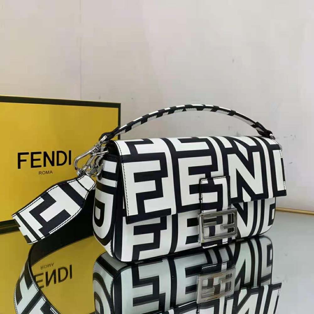 Fendi Women Baguette Two-Tone Leather Fendi Roma Capsule Bag - image 4
