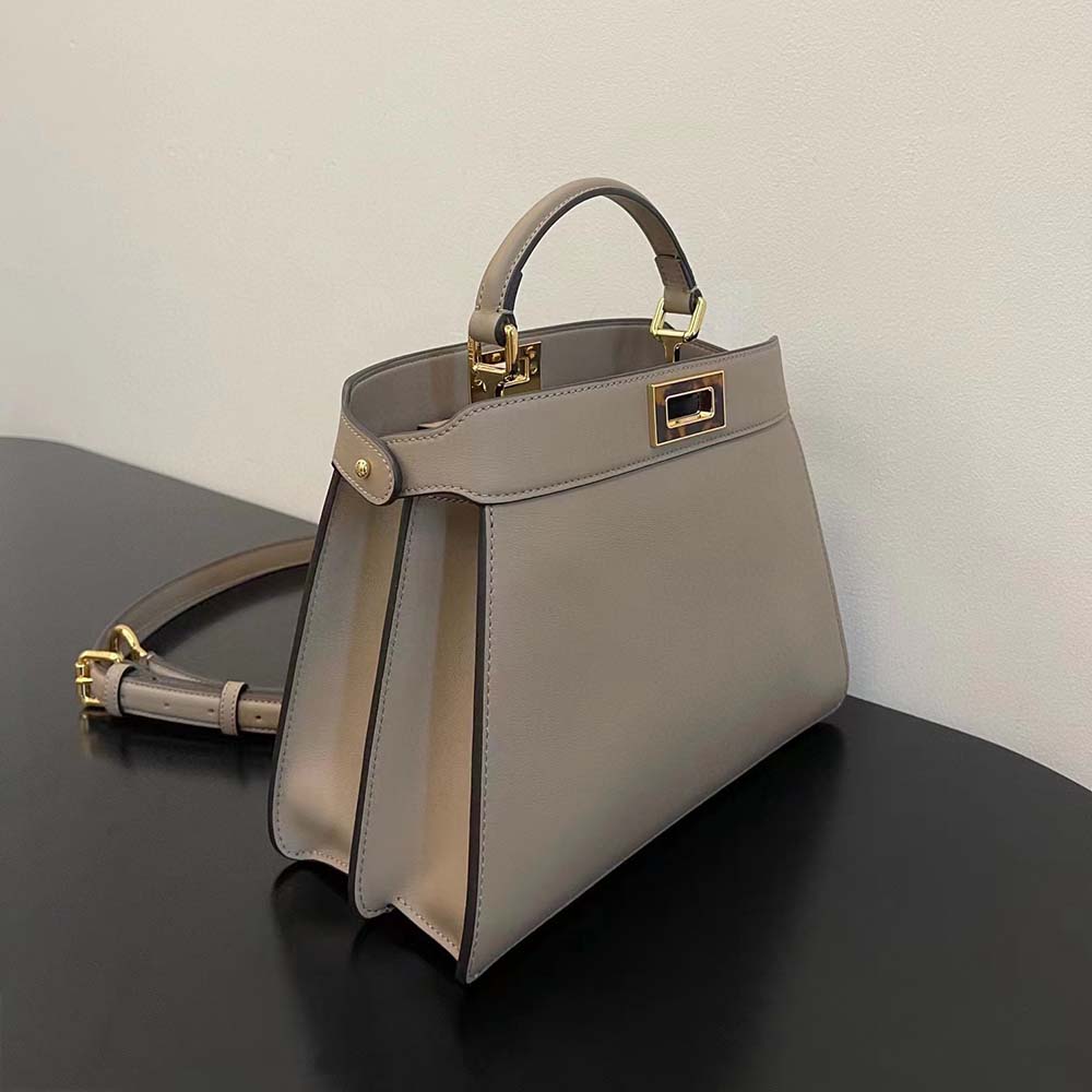 Fendi Women Peekaboo Iseeu Medium Leather Bag - image 4