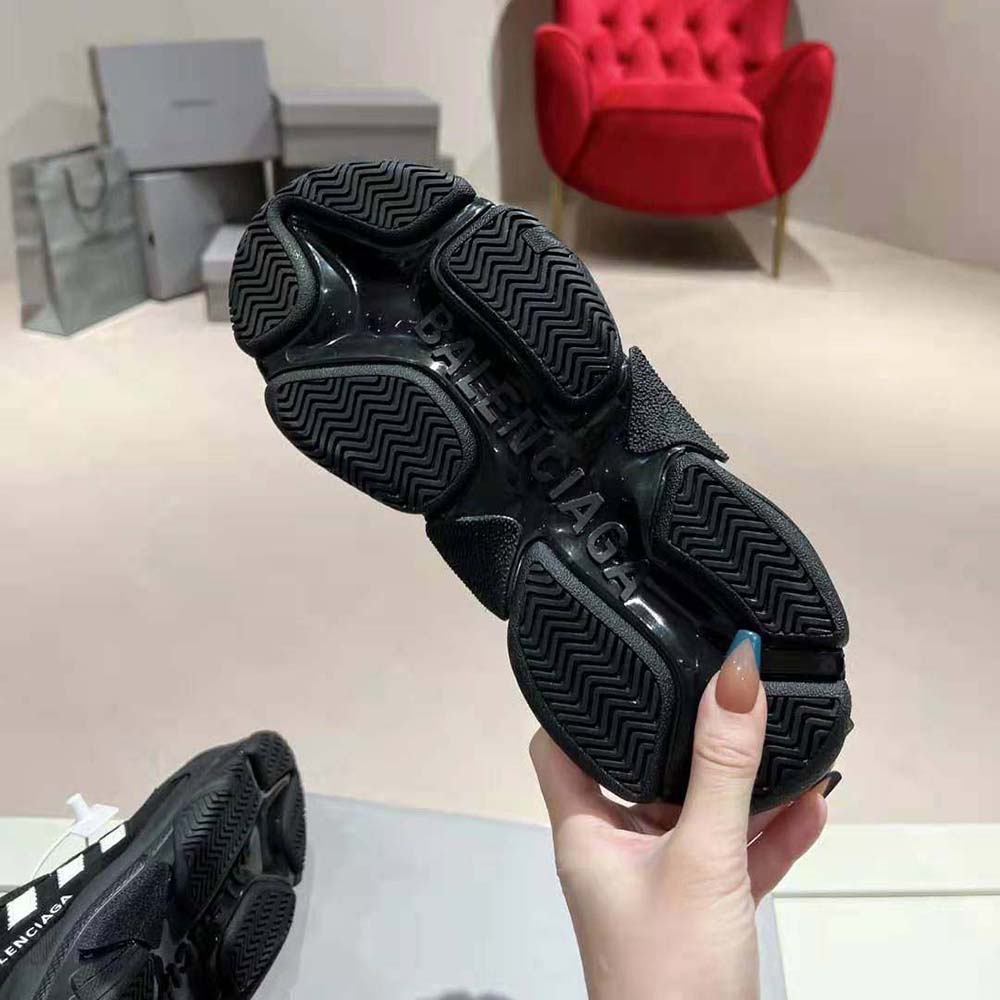 Balenciaga Unisex Balenciaga / Adidas Triple S Sneaker in Black - image 10