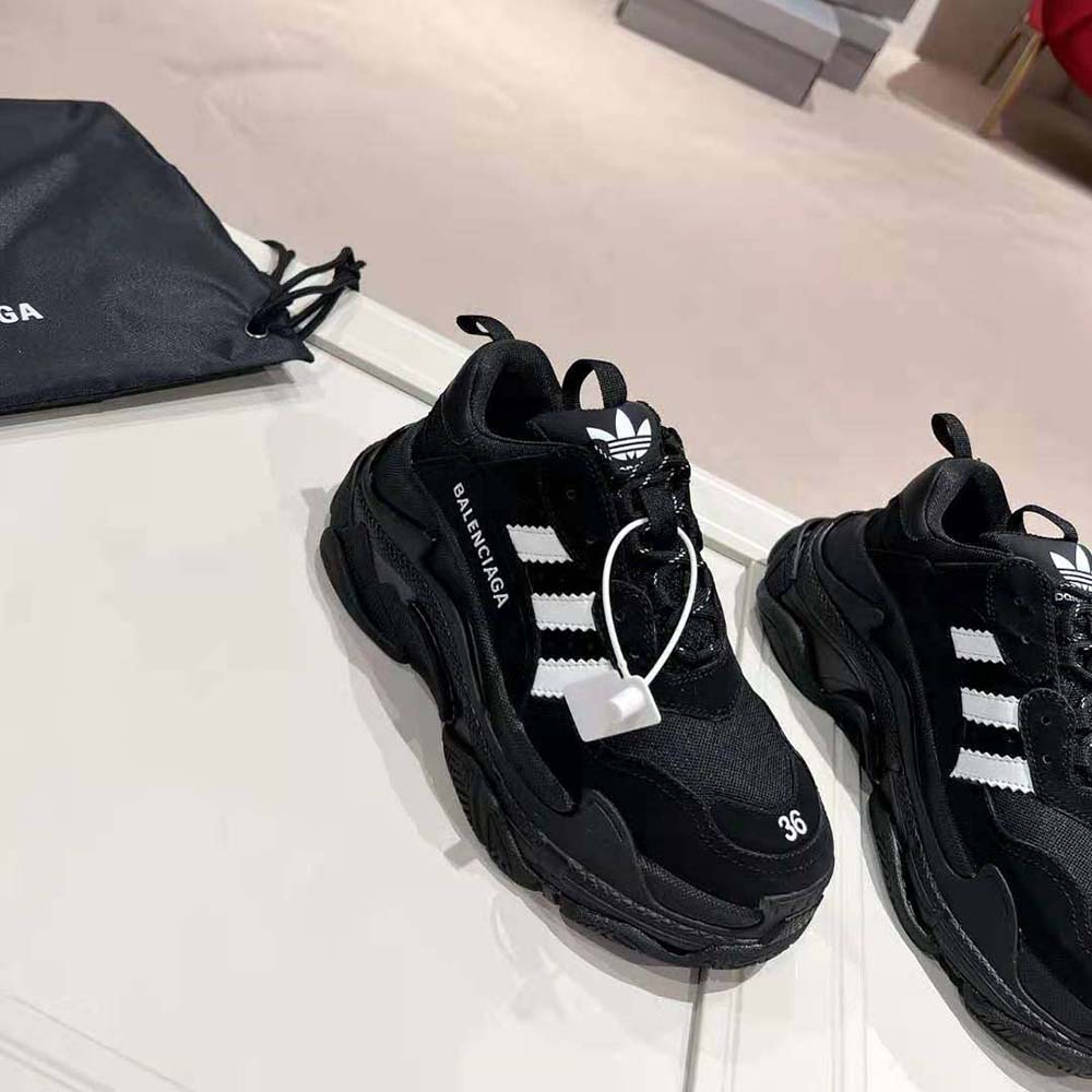Balenciaga Unisex Balenciaga / Adidas Triple S Sneaker in Black - image 7
