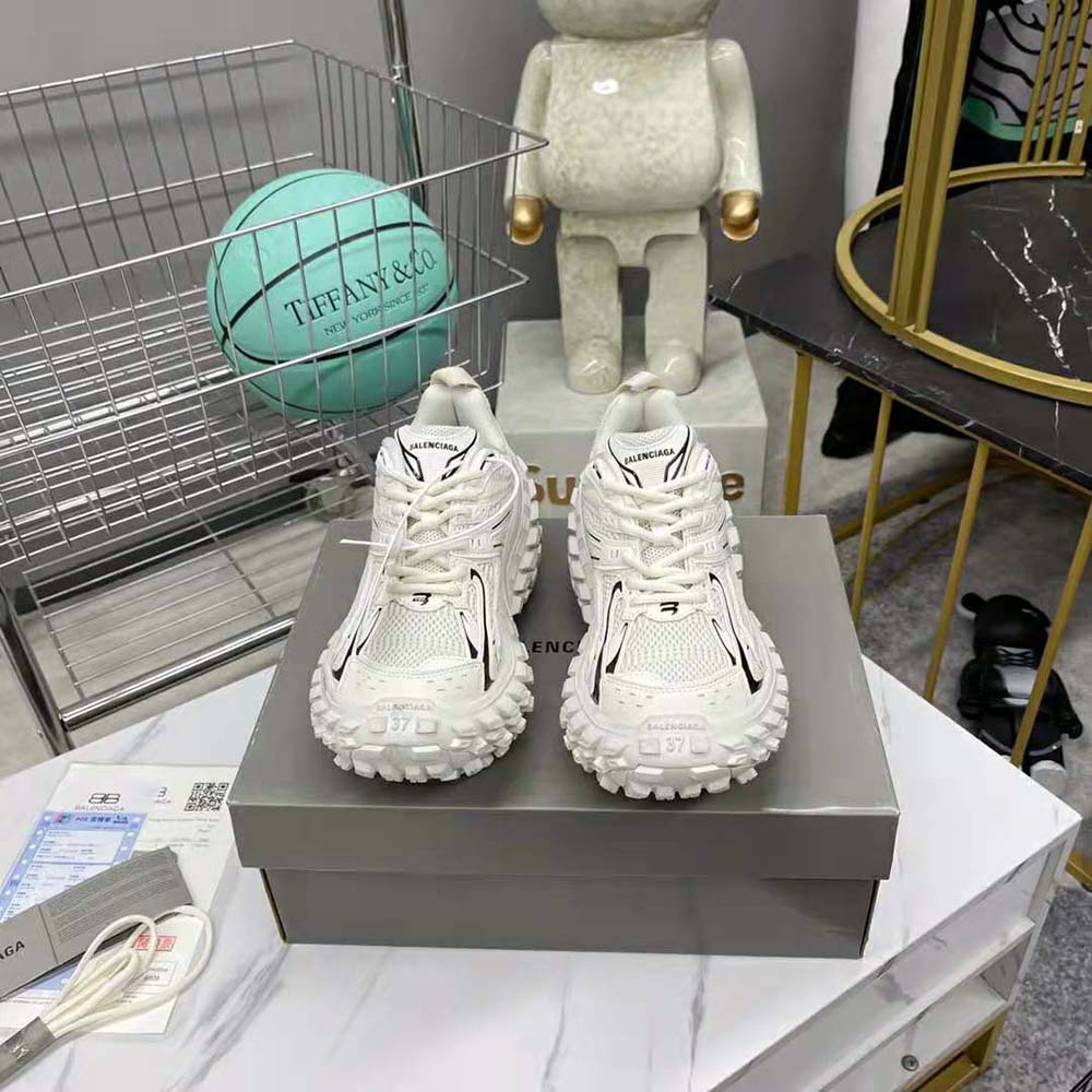 Close-up on multi-layered sole detail of Balenciaga Defender sneaker