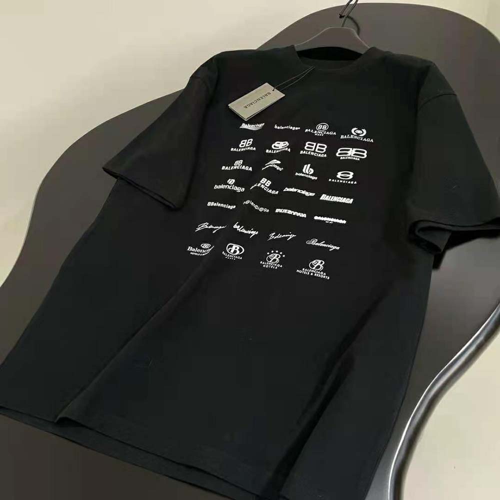 Side profile showing relaxed fit of Balenciaga Men Archives Logos T-shirt