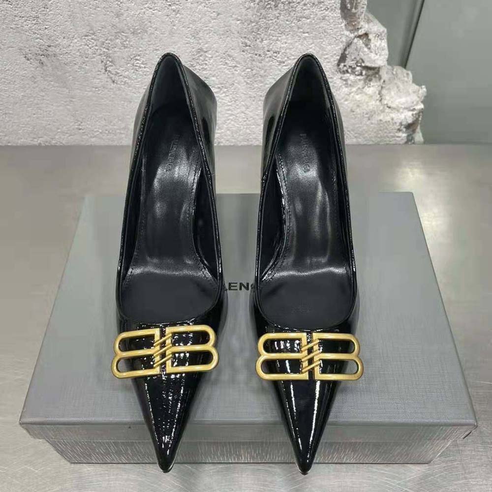 Close-up of glossy lambskin and square toe on Balenciaga Women Square Knife BB 80mm Pump