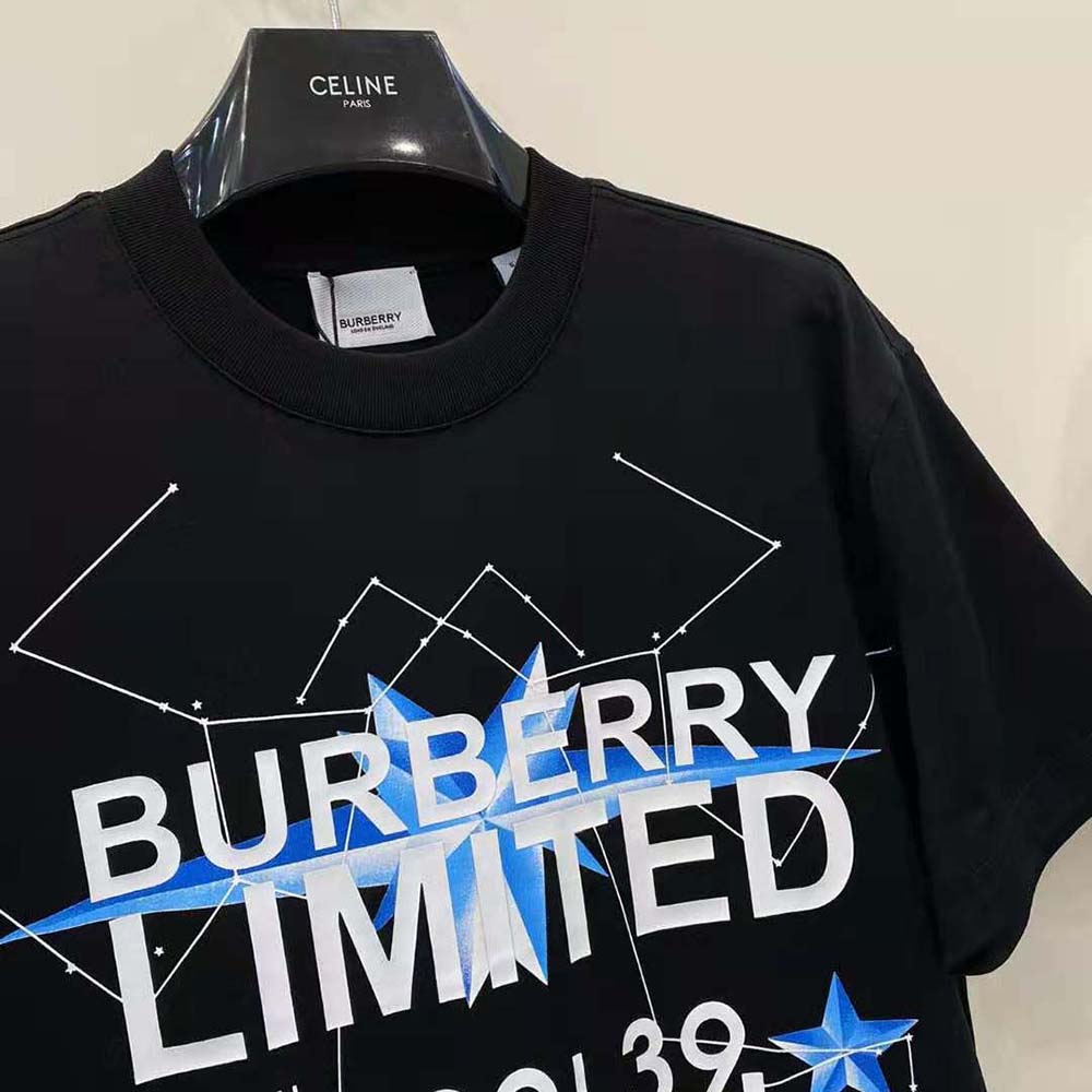Burberry Women Constellations Print Oversized T-shirt-Black - image 4