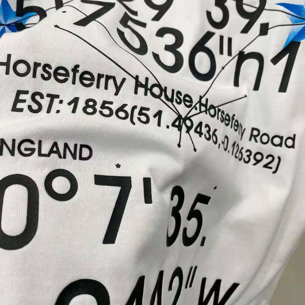 Burberry Women Constellations Print Oversized T-shirt-White - image 8