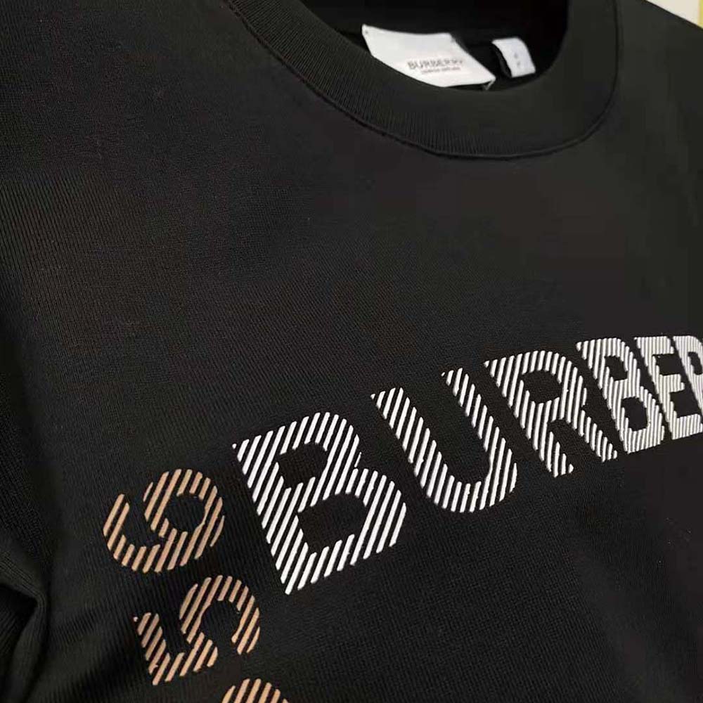 Burberry Women Horseferry Square Print Cotton T-shirt-Black - image 7