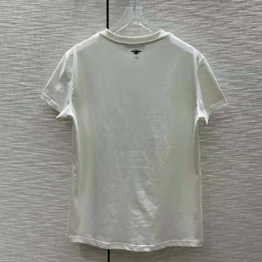 Side angle showing relaxed fit of Dior Women ‘C’Est Non Non Non Et Non’ T-shirt