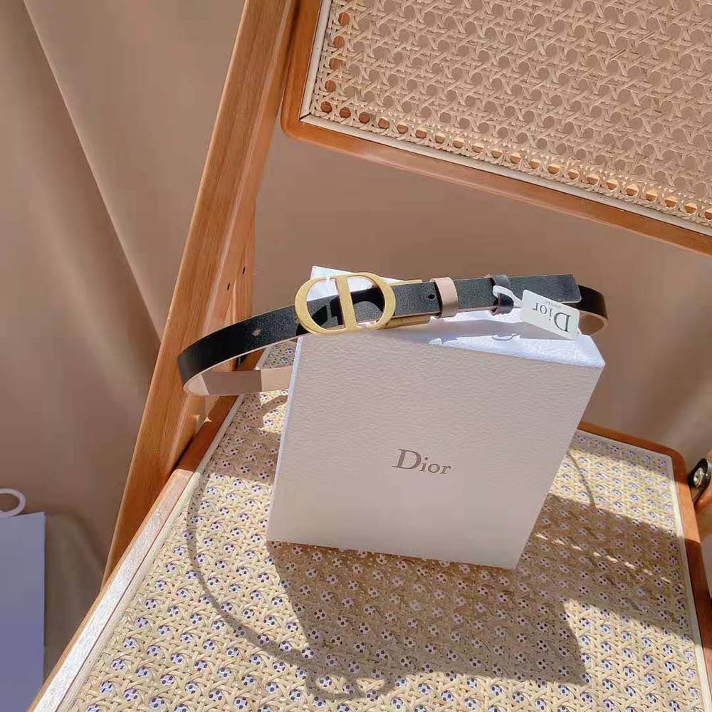 Side angle showing sleek silhouette of Dior Women 30 Montaigne Crystals Belt